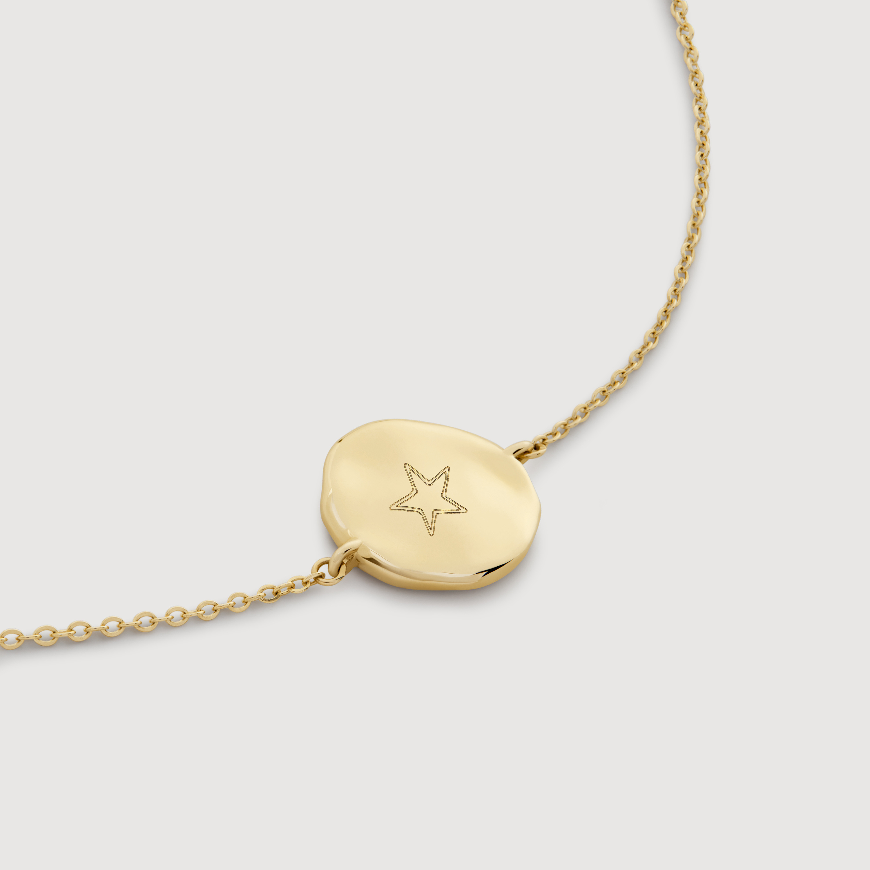 Gold Mini Initial P Stamp Chain Bracelet - Gold 5 Gold Mini Initial P Stamp Chain Bracelet - Gold