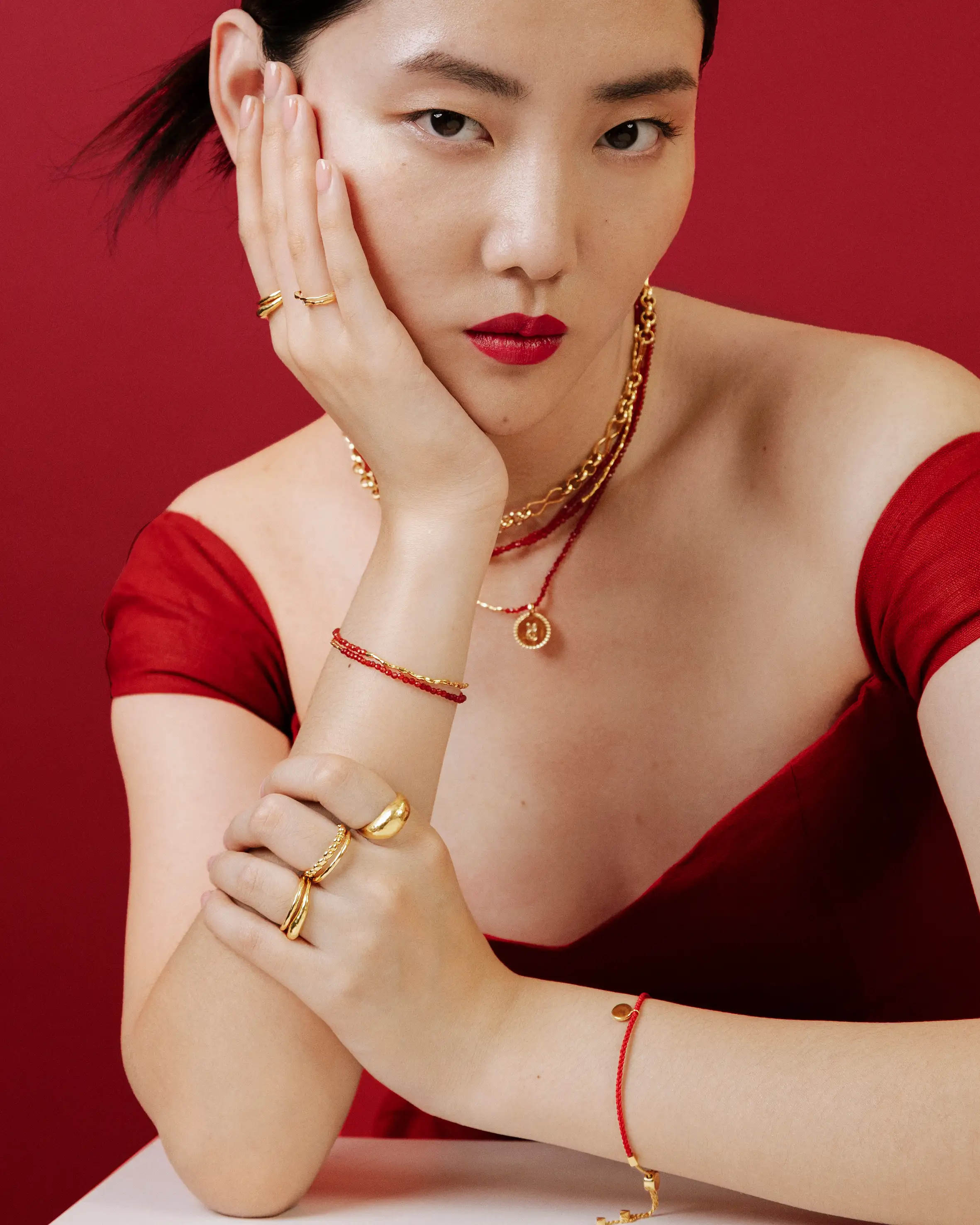 Gold Vermeil Mini Nugget Gemstone Beaded Bracelet - Red Onyx 5 Gold Vermeil Mini Nugget Gemstone Beaded Bracelet - Red Onyx