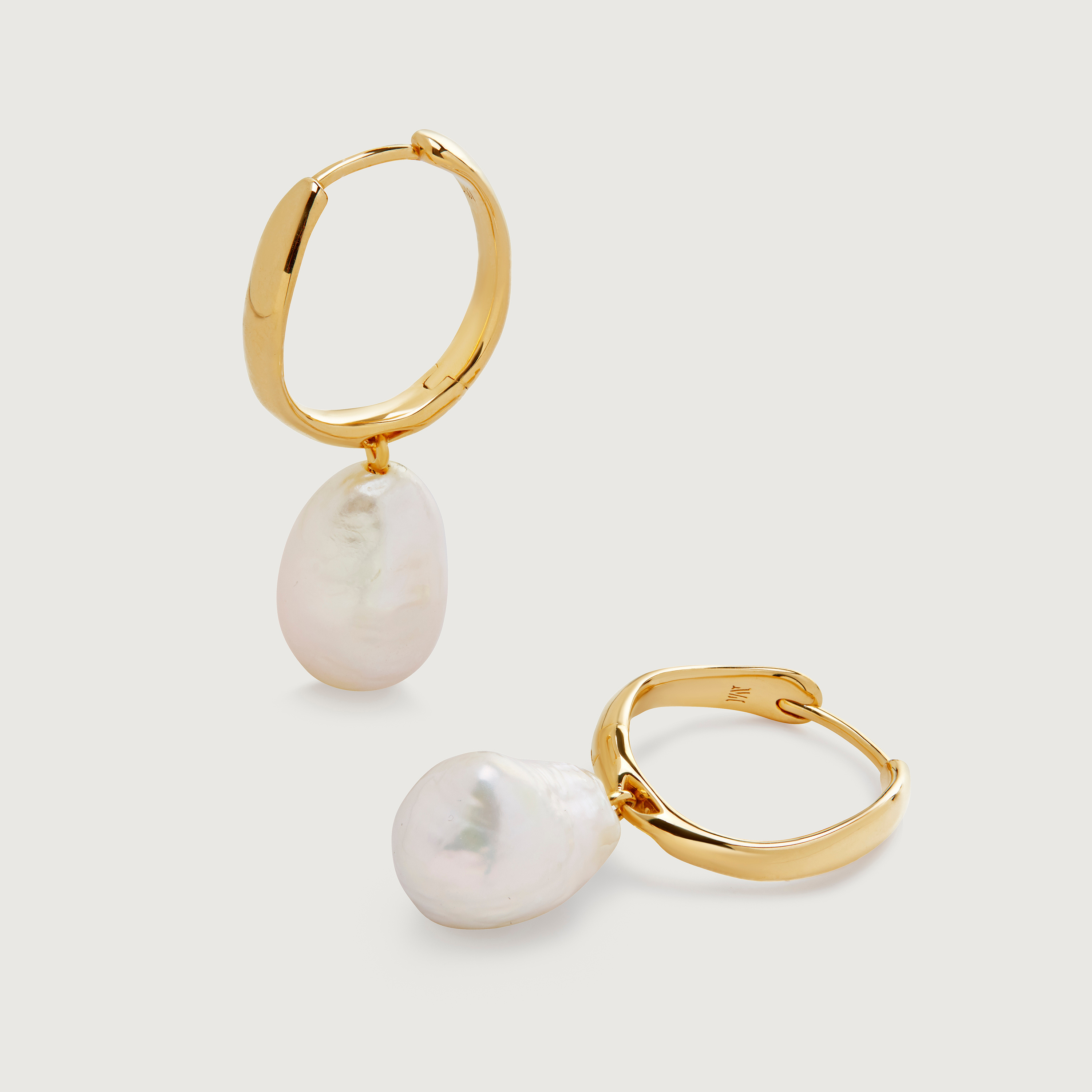 Gold Vermeil Nura Reef Baroque Pearl Large Hoop Earrings - Pearl