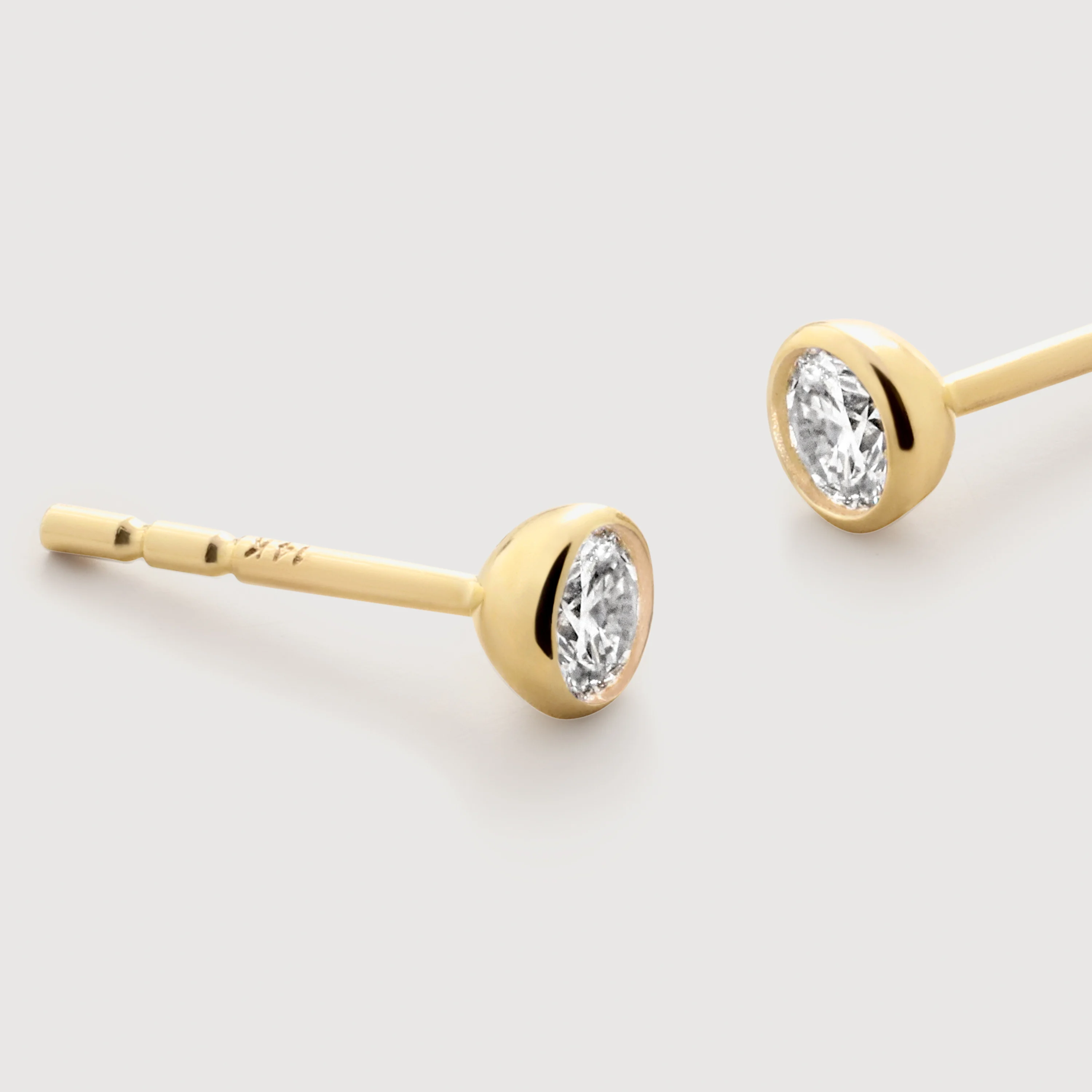 Gold Solitaire Diamond Stud Earrings - Lab Grown Diamond 4 Gold Solitaire Diamond Stud Earrings - Lab Grown Diamond